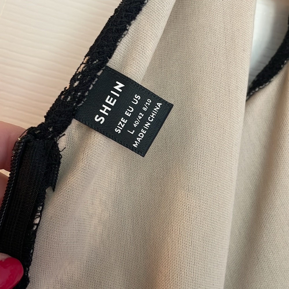 SHEIN lace dress - Picture 9 of 9